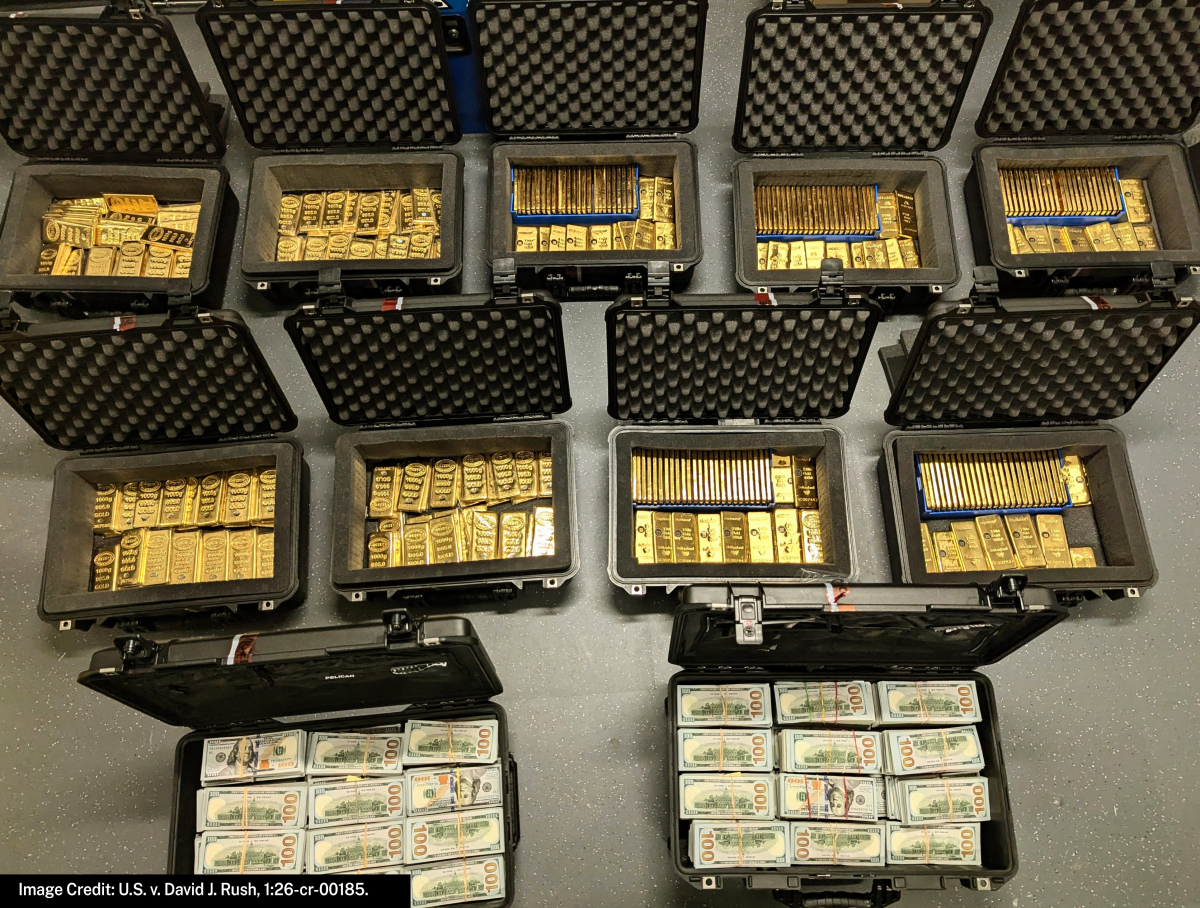 Fost ofițer CIA, acuzat că a inventat un program secret pentru a deturna aproape 200 de milioane de dolari