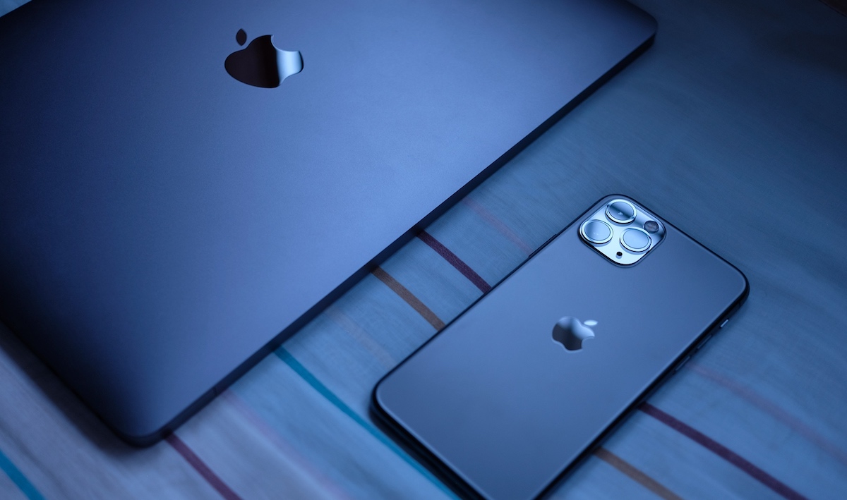 Apple repară 286 de vulnerabilități, inclusiv un zero-day folosit într-un atac sofisticat